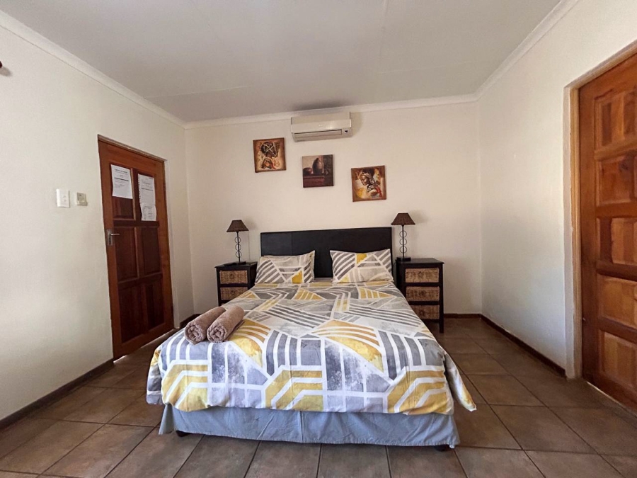 Commercial Property for Sale in Vyfhoek A H North West